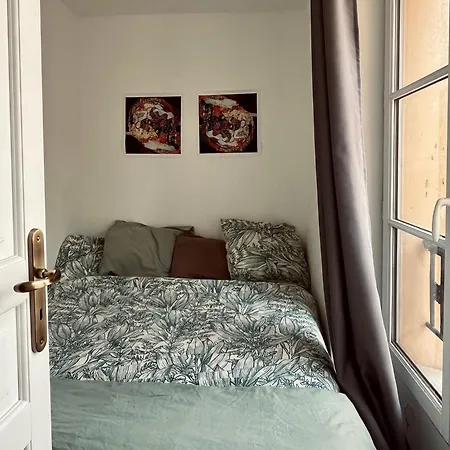 Charming Versailles, Close To Paris *